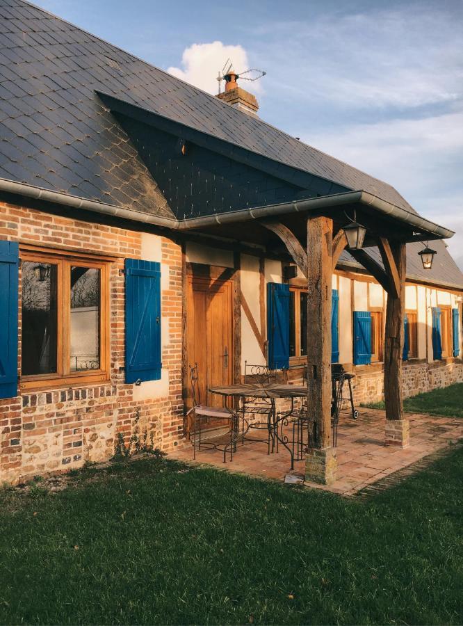 Gîte au haras des arts Saint-Aubin-de-Bonneval Exterior foto